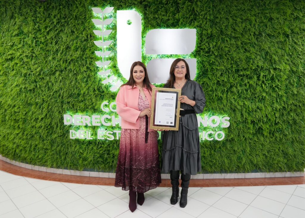 Detalle del certificado “Espacio Libre de Violencia de Género” entregado a la CODHEM, con logotipos institucionales y firma de validación por parte de Hermas S.C.