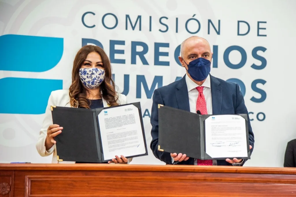 Acto institucional en la Comisión de Derechos Humanos del Estado de México. La presidenta de la Codhem, Myrna Araceli García Morón, firmó un convenio general de colaboración con el Centro de Estudios Carbonell A. C., en el marco del 29 aniversario de la Codhem.